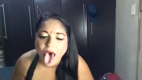 Snapshot of dbnpoizn chatting on February 7, 2025, 6:56 pm dbnpoizn online show from February 7, 2025, 6:56 pm