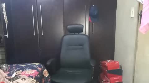 Snapshot of dbnpoizn chatting on February 22, 2025, 9:37 pm dbnpoizn online show from February 22, 2025, 9:37 pm