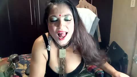 Snapshot of dbnpoizn chatting on July 31, 2026, 7:35 pm dbnpoizn online show from July 31, 2026, 7:35 pm