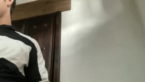 dcsprwls online show from March 20, 2026, 10:03 pm