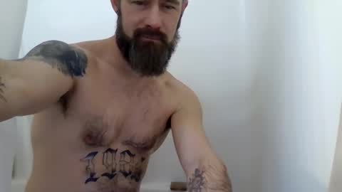 ddady22 online show from April 7, 2026, 9:59 pm