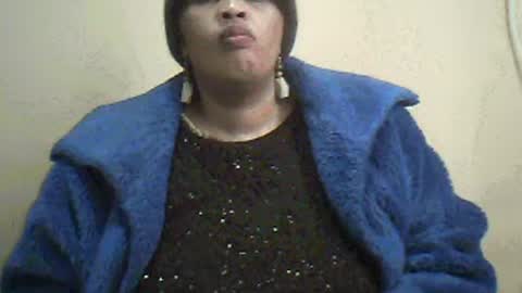 Snapshot of ddboobsnipples chatting on June 19, 2026, 8:18 am ddboobsnipples online show from June 19, 2026, 8:18 am