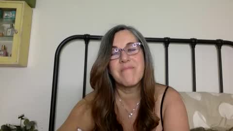 DDMolly online show from March 28, 2026, 3:28 am