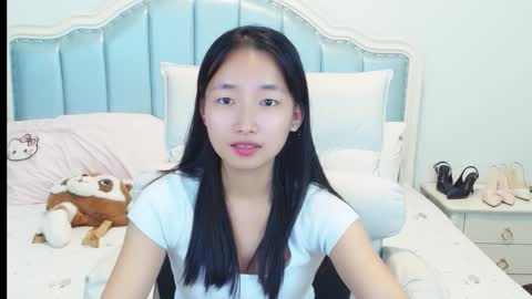 Sandyxx online show from October 21, 2025, 2:18 pm