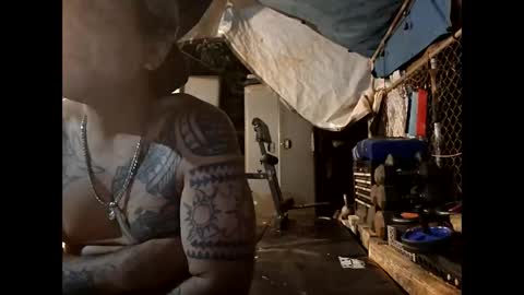 deadbirdink8o8 online show from November 30, 2025, 9:57 am