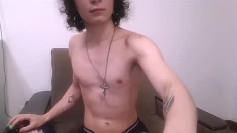 dean_raven online show from November 26, 2025, 8:43 pm