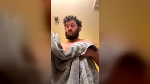 deancar20 online show from December 18, 2025, 1:55 am