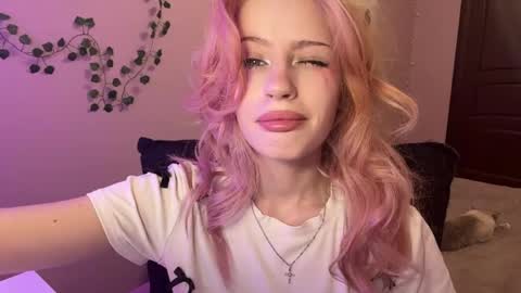 Maggie online show from May 3, 2026, 12:44 pm