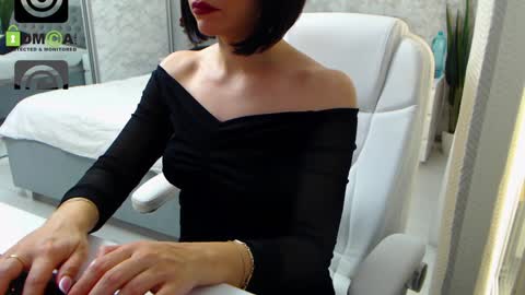 Elly online show from January 11, 2025, 12:40 pm