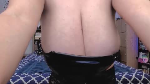 Snapshot of dear_rayna chatting on November 26, 2025, 9:38 pm Rayna online show from November 26, 2025, 9:38 pm