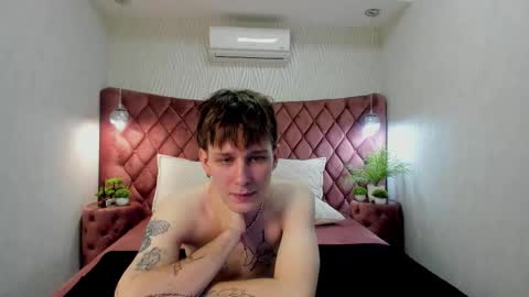 Snapshot of dearboyy_ chatting on February 28, 2026, 8:10 pm dearboyy_ online show from February 28, 2026, 8:10 pm