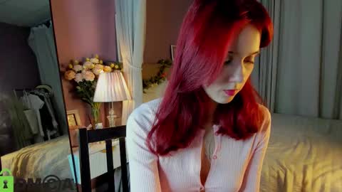 Snapshot of dearly_emily chatting on November 27, 2025, 5:26 pm Emily GMT2 Mon 10 AM - 4 PM Wed 10 AM - 4 PM Thu 10 AM - 4 PM Fri 10 AM - 4 PM Sat 10 AM - 4 PM online show from November 27, 2025, 5:26 pm