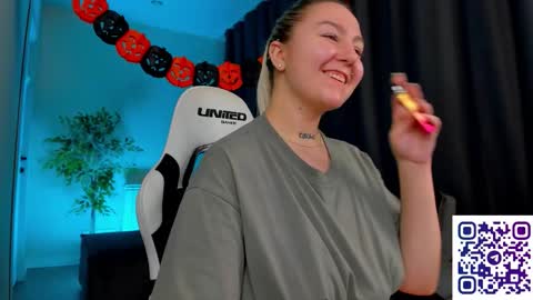 Snapshot of debbie_taylor chatting on October 31, 2025, 3:24 pm Debbie Mon Tue Fri Sun Sat GMT 3 1000am - 0400pm online show from October 31, 2025, 3:24 pm