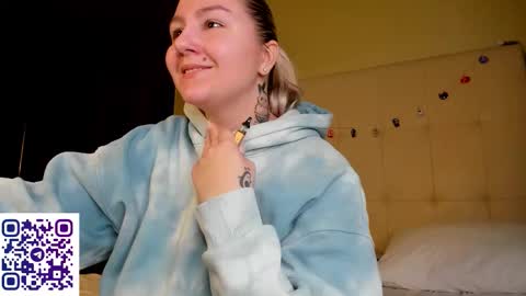 Snapshot of debbie_taylor chatting on November 4, 2025, 5:12 pm Debbie Mon Tue Fri Sun Sat GMT 3 1000am - 0400pm online show from November 4, 2025, 5:12 pm