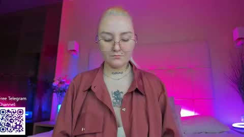 Snapshot of debbie_taylor chatting on December 5, 2025, 5:42 pm Debbie Mon Tue Fri Sun Sat GMT 3 1000am - 0400pm online show from December 5, 2025, 5:42 pm