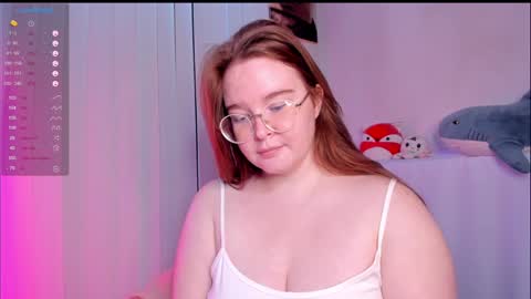 Snapshot of debbiewood chatting on December 9, 2024, 9:39 am DeboraDebbieDee online show from December 9, 2024, 9:39 am