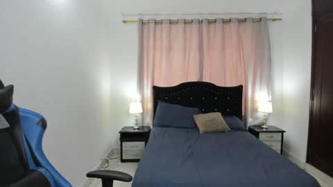 Snapshot of debora_brown_ chatting on March 8, 2025, 8:14 pm Dbora online show from March 8, 2025, 8:14 pm