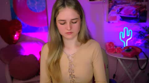 Snapshot of deboralarson chatting on March 11, 2025, 4:10 am Debora online show from March 11, 2025, 4:10 am