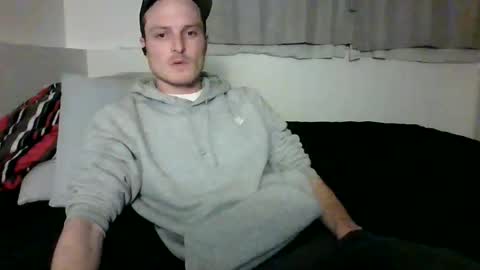 Snapshot of dee4dayz19 chatting on May 5, 2026, 2:08 am Dee4dayz online show from May 5, 2026, 2:08 am