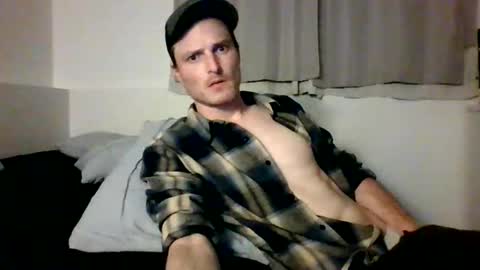 Snapshot of dee4dayz19 chatting on June 3, 2026, 3:42 am Dee4dayz online show from June 3, 2026, 3:42 am