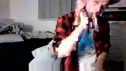 Snapshot of dee4dayz19 chatting on June 6, 2026, 5:01 am Dee4dayz online show from June 6, 2026, 5:01 am