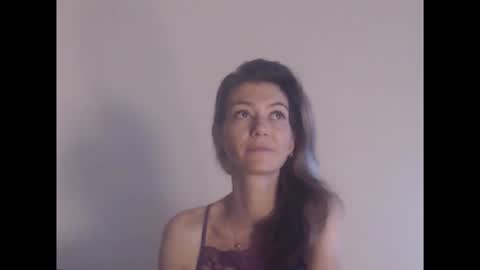 Deelightfull online show from September 18, 2025, 9:11 am