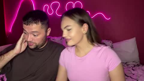 Snapshot of deeplookscouple chatting on September 28, 2025, 1:16 pm deeplookscouple online show from September 28, 2025, 1:16 pm