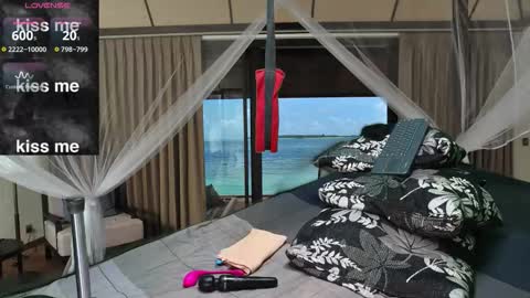 Deeply  Asian style...  Nice to meet you   thumb up me please help us. online show from October 27, 2025, 5:50 pm