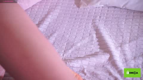 Snapshot of deeptalkss_ chatting on January 13, 2025, 12:02 pm Eva online show from January 13, 2025, 12:02 pm