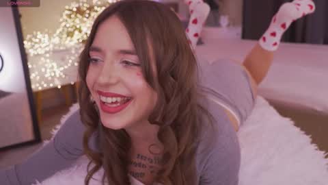 Snapshot of deeptalkss_ chatting on February 14, 2025, 8:42 am Eva online show from February 14, 2025, 8:42 am