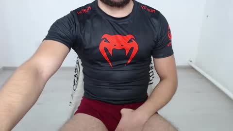 Snapshot of defuego_ chatting on January 2, 2025, 8:17 am defuego online show from January 2, 2025, 8:17 am