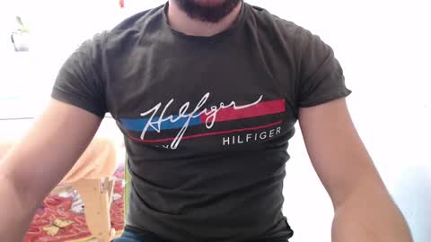 Snapshot of defuego_ chatting on February 12, 2025, 10:56 am defuego online show from February 12, 2025, 10:56 am