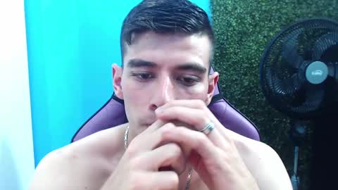 Snapshot of deiby_baby chatting on December 12, 2024, 9:48 pm DEIBY online show from December 12, 2024, 9:48 pm