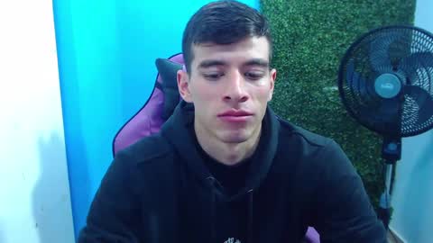 Snapshot of deiby_baby chatting on January 8, 2025, 1:00 am DEIBY online show from January 8, 2025, 1:00 am