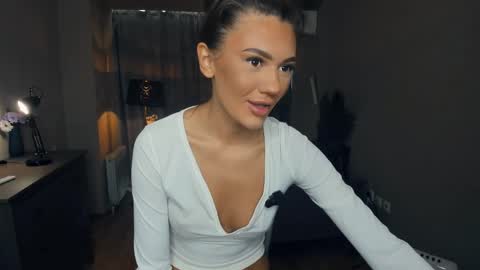 Laura online show from May 29, 2026, 7:28 am