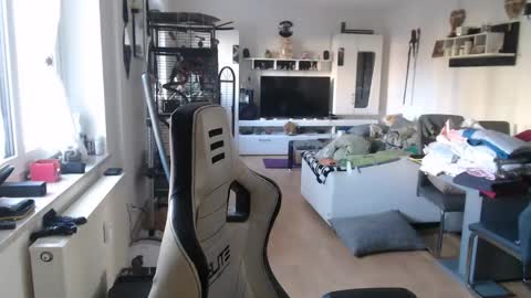 deinprinz2312 online show from April 2, 2026, 6:44 am