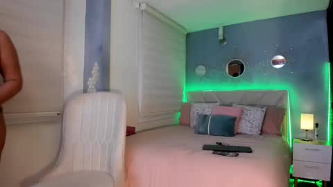 Snapshot of deisy1927 chatting on February 1, 2026, 3:27 am deisy1927 online show from February 1, 2026, 3:27 am