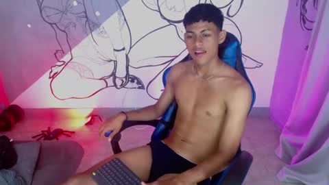 Snapshot of deivid_bigcock1 chatting on October 31, 2025, 12:33 am Deivid online show from October 31, 2025, 12:33 am