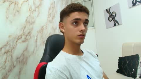 deivis_eliseu online show from January 19, 2026, 12:36 am