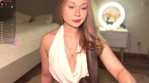 Dia online show from March 18, 2026, 12:25 am