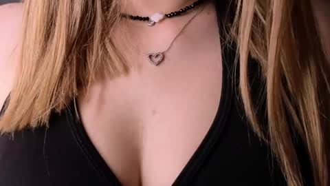 Adla online show from November 22, 2025, 8:19 pm