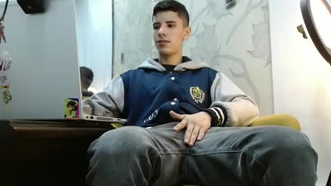 Snapshot of delglo chatting on October 11, 2025, 6:01 am delglo online show from October 11, 2025, 6:01 am