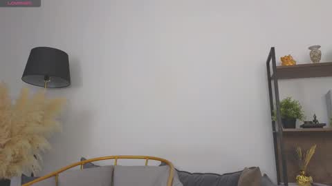 deliaeffy online show from February 24, 2026, 12:25 pm