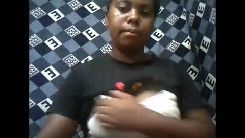 deliah712909 online show from January 12, 2025, 10:23 am