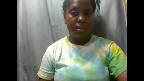 deliah712909 online show from September 23, 2025, 10:18 am