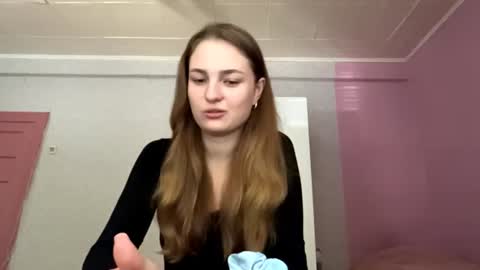 Snapshot of deliamcchriston chatting on June 23, 2026, 12:36 pm Sofi online show from June 23, 2026, 12:36 pm