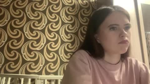 Snapshot of deliciastombaugh chatting on May 17, 2026, 5:16 am Kiki online show from May 17, 2026, 5:16 am