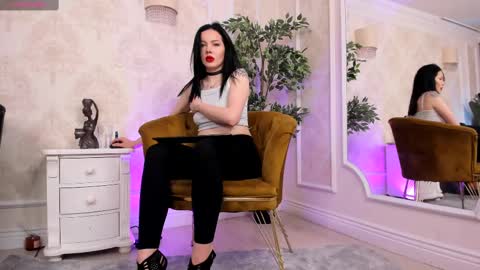 Snapshot of delicious_chrissy chatting on February 22, 2025, 5:46 pm Christine online show from February 22, 2025, 5:46 pm