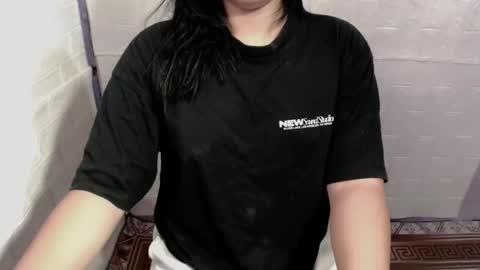 Snapshot of delicious_hanna17 chatting on February 9, 2026, 6:17 am delicious_hanna17 online show from February 9, 2026, 6:17 am