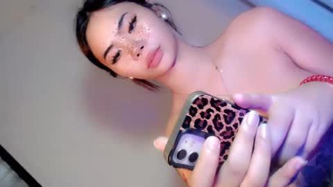 Snapshot of deliciousfaye chatting on December 9, 2024, 8:11 am Hello your loving faye 3 online show from December 9, 2024, 8:11 am